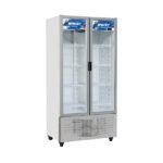 Exhibidora vertical 950 Lts doble puerta Master 10000, Briket